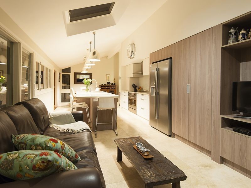 25 Kananook Avenue, Bayview NSW 2104