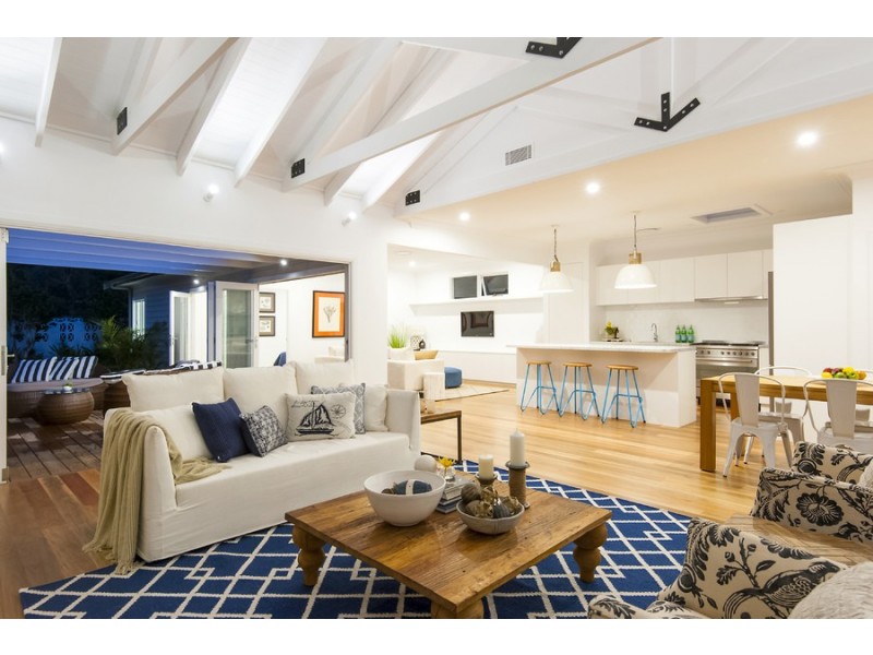 15 Currawong Avenue, Palm Beach NSW 2108