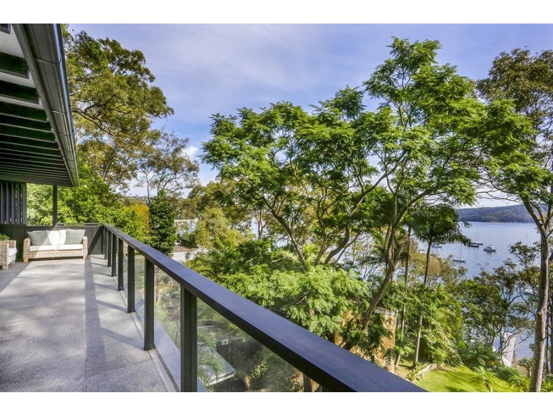 4 Paradise Avenue, Clareville NSW 2107