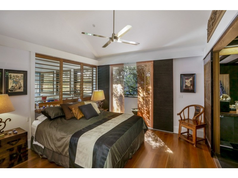 4 Paradise Avenue, Clareville NSW 2107