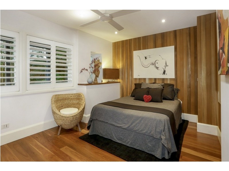 4 Paradise Avenue, Clareville NSW 2107