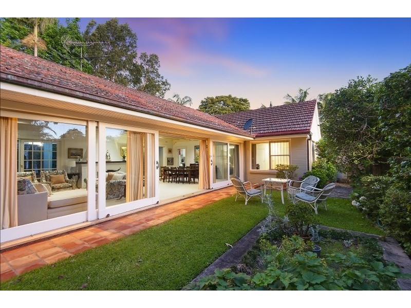15 Crane Lodge Place, Palm Beach NSW 2108