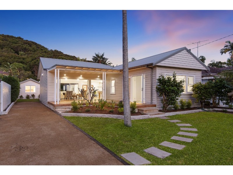 15 Currawong Avenue, Palm Beach NSW 2108