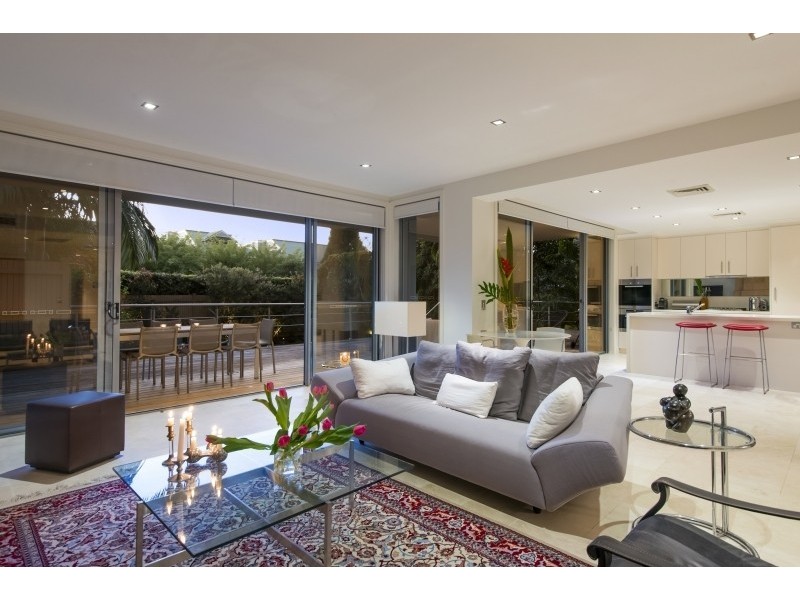 10/1070-1076 Barrenjoey Road, Palm Beach NSW 2108