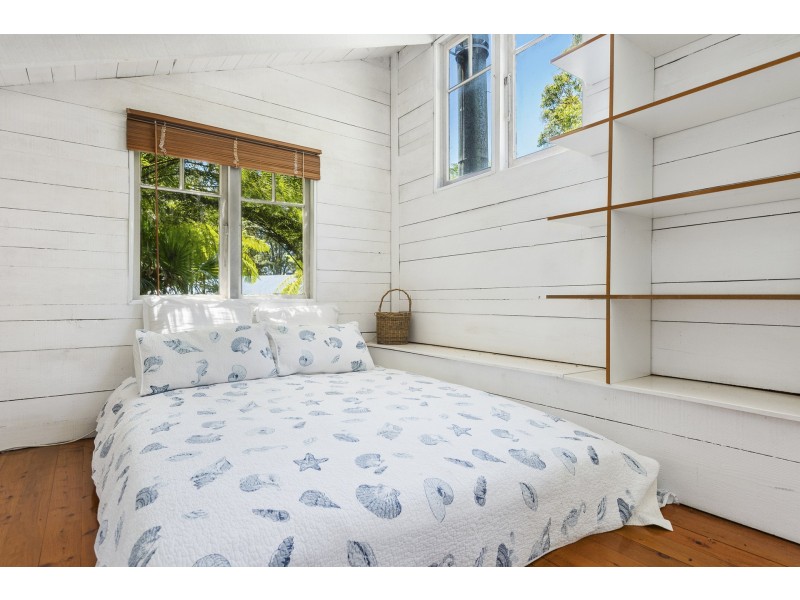 46 Monash Avenue, Great Mackerel Beach NSW 2108