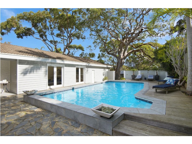 17 Ebor Road, Palm Beach NSW 2108