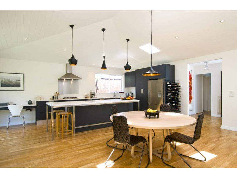 17 Ebor Road, Palm Beach NSW 2108