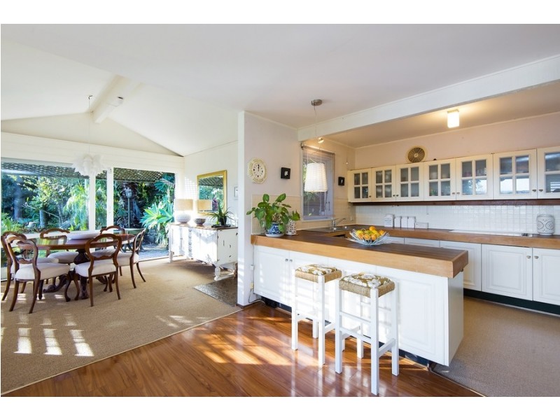 6A Surf Road, Whale Beach NSW 2107