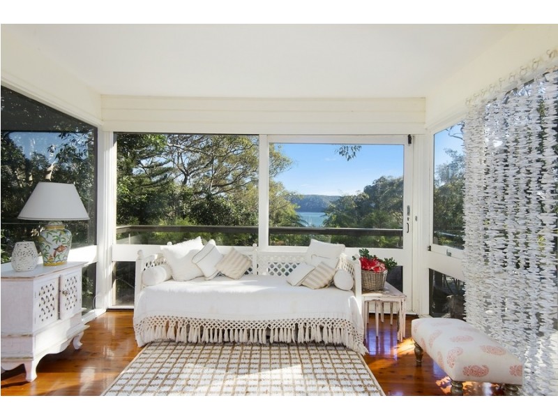 6A Surf Road, Whale Beach NSW 2107