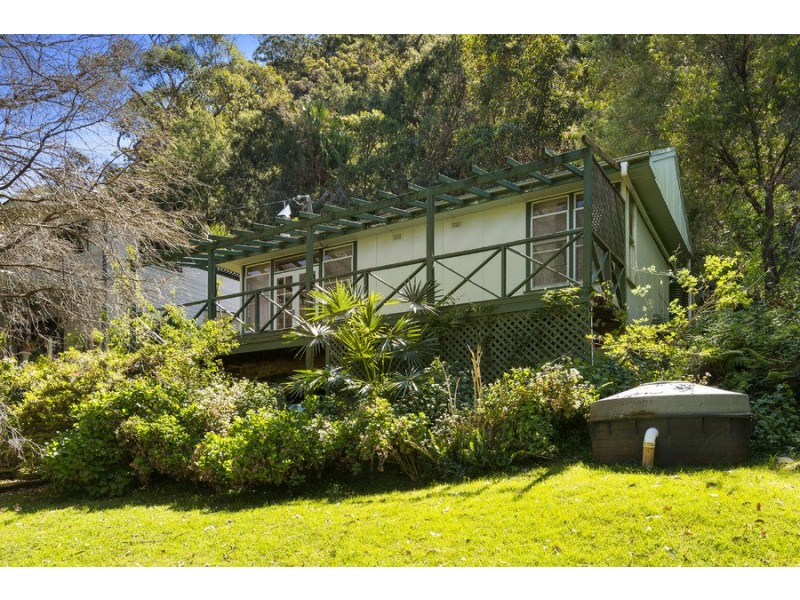 13 Diggers Crescent, Great Mackerel Beach NSW 2108