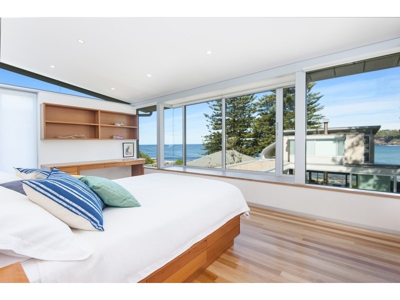 11 Marine Parade, Avalon Beach NSW 2107