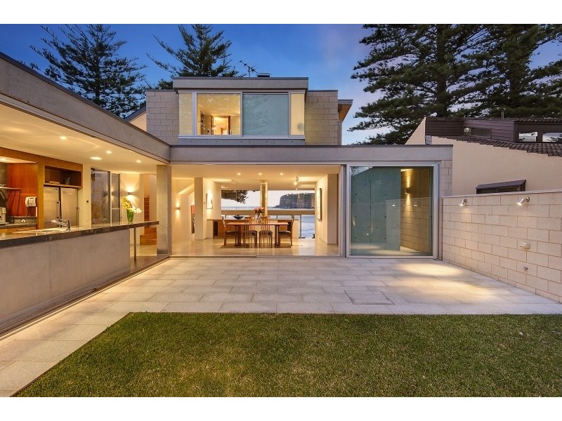 11 Marine Parade, Avalon Beach NSW 2107