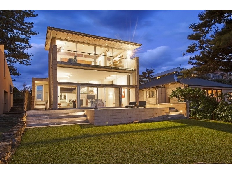 11 Marine Parade, Avalon Beach NSW 2107