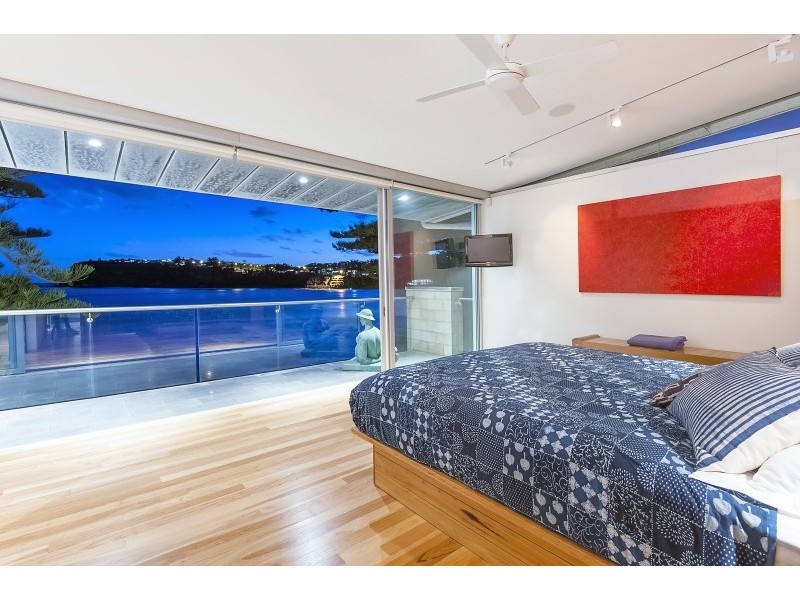 11 Marine Parade, Avalon Beach NSW 2107