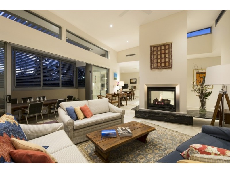 2/24-26 Golf Avenue, Mona Vale NSW 2103