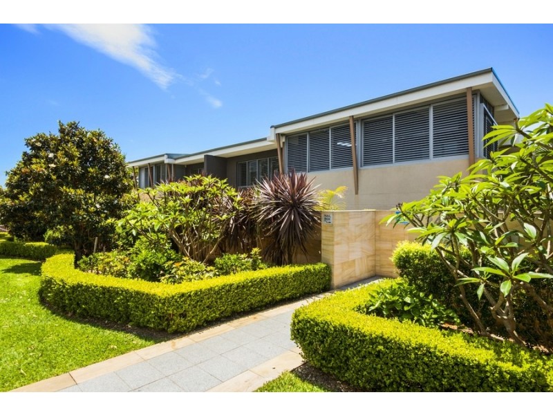 2/24-26 Golf Avenue, Mona Vale NSW 2103