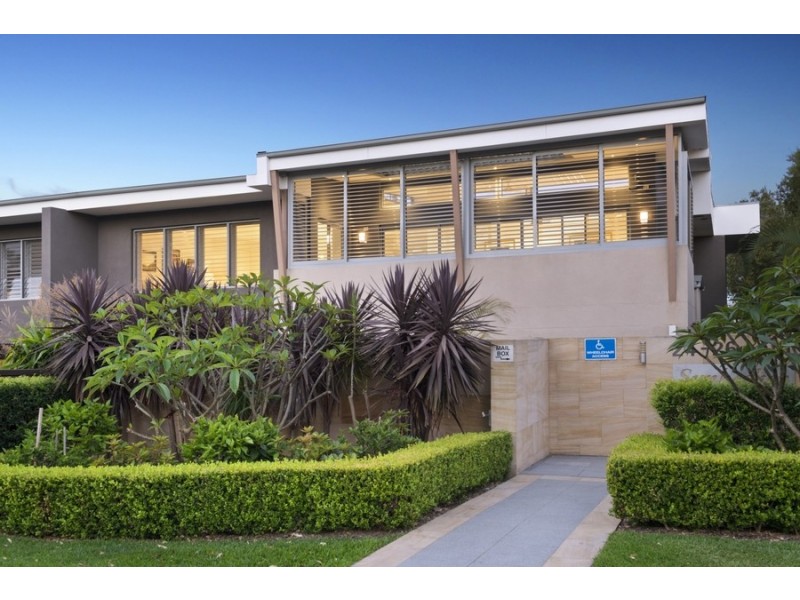 2/24-26 Golf Avenue, Mona Vale NSW 2103