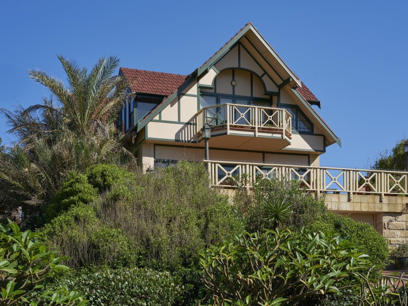 9-11 Birdwood Avenue, Collaroy NSW 2097