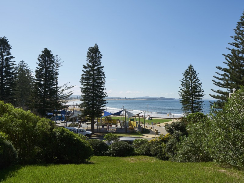 9-11 Birdwood Avenue, Collaroy NSW 2097