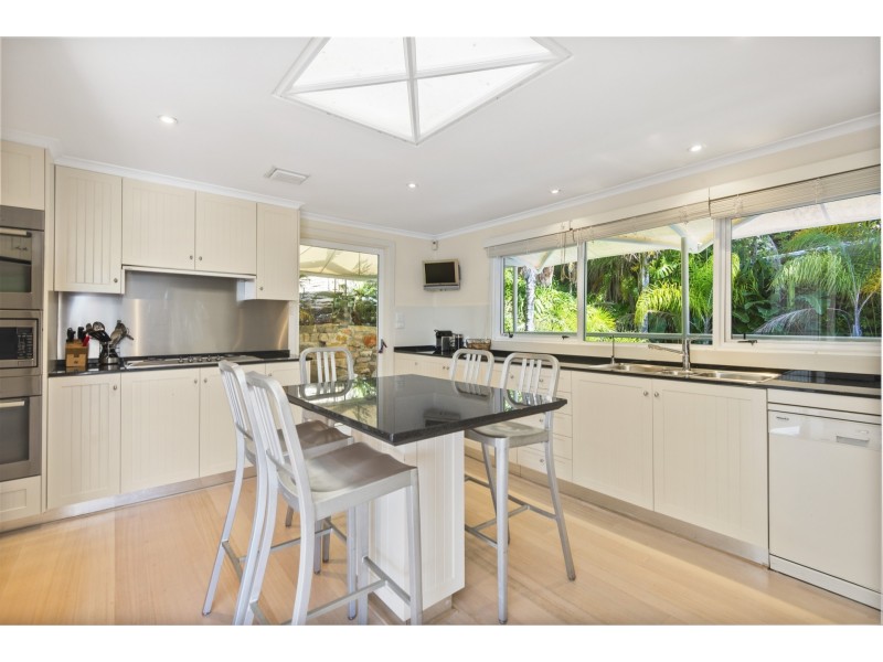 128-130 Whale Beach Road, Whale Beach NSW 2107