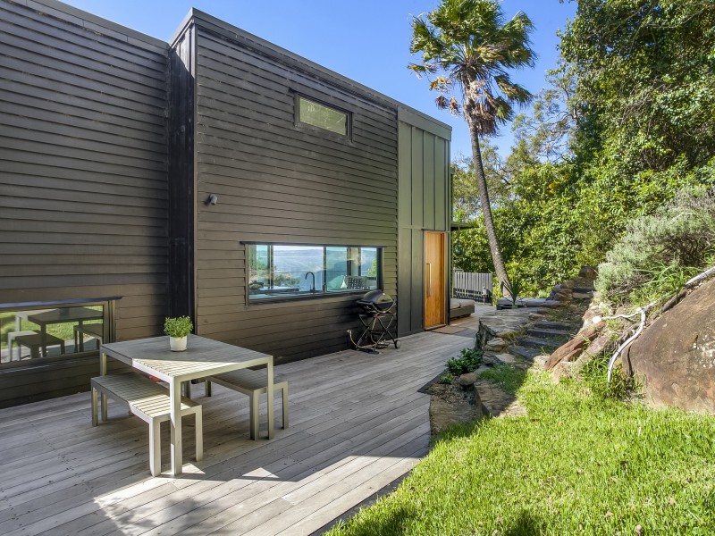 21 and 21a Florida Road, Palm Beach NSW 2108
