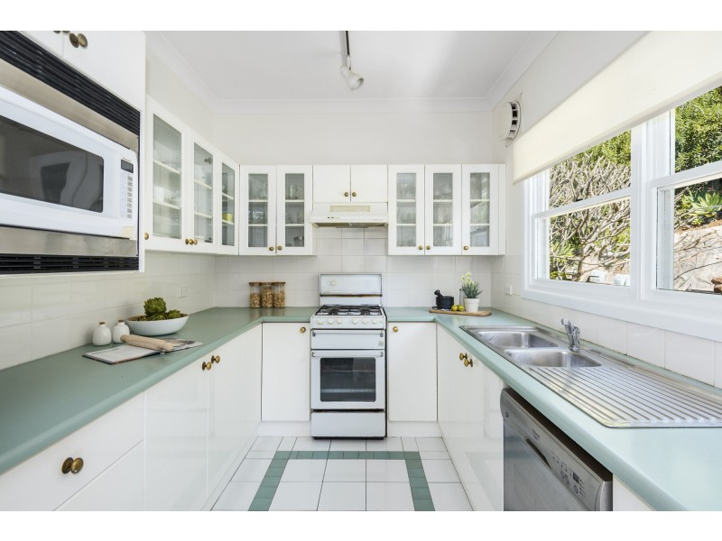 1 Livistona Lane, Palm Beach NSW 2108