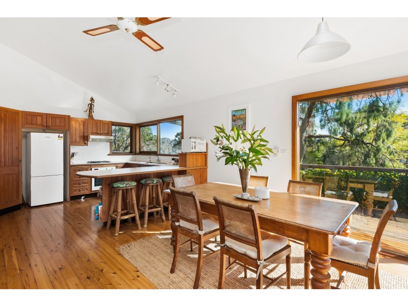 2B Surf Road, Palm Beach NSW 2108