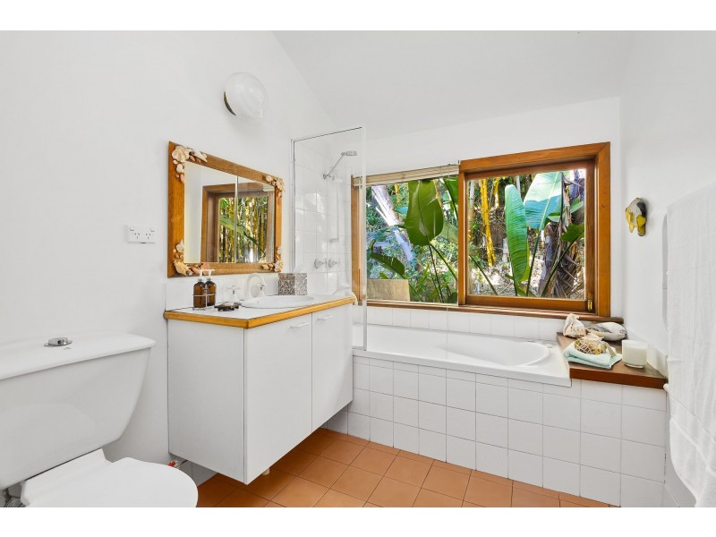 2B Surf Road, Palm Beach NSW 2108