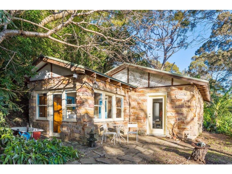 2B Surf Road, Palm Beach NSW 2108