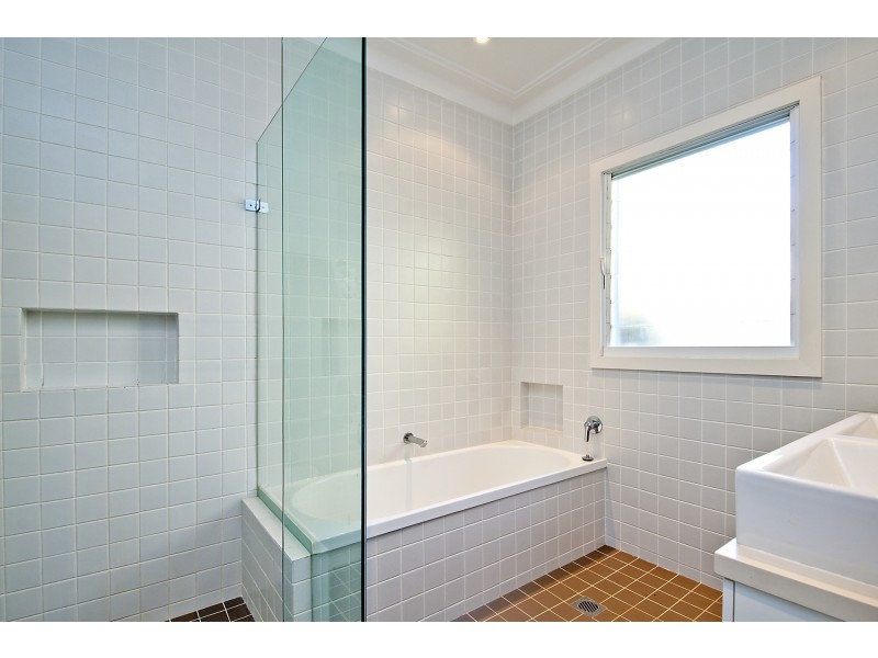 22 Tasman Road, Avalon Beach NSW 2107