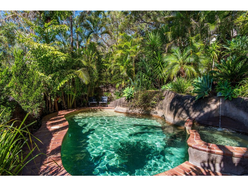 84 Hilltop Road, Avalon Beach NSW 2107