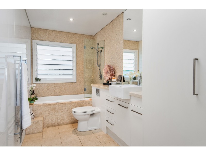 55 Riviera Avenue, Avalon Beach NSW 2107