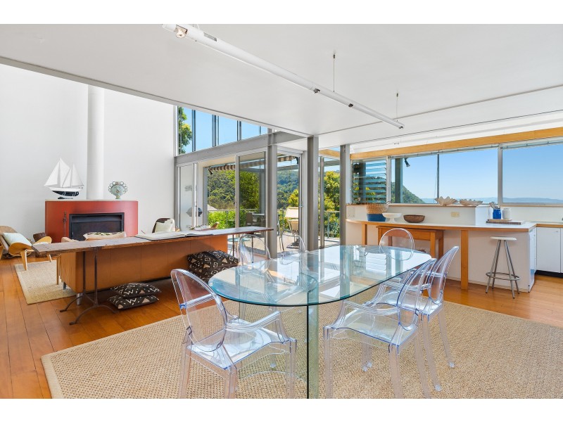 25 Ross Smith Parade, Great Mackerel Beach NSW 2108