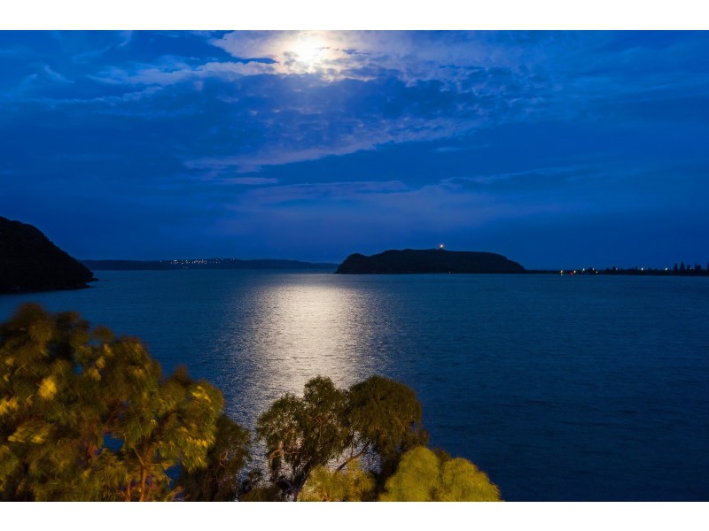 25 Ross Smith Parade, Great Mackerel Beach NSW 2108