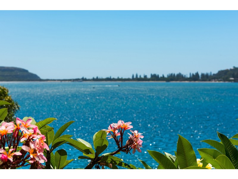 25 Ross Smith Parade, Great Mackerel Beach NSW 2108