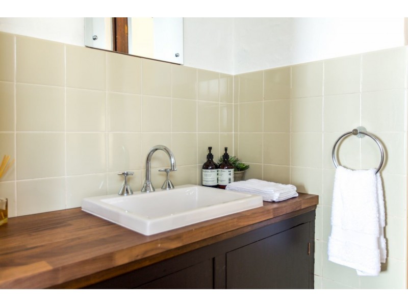 2 Rock Bath Road, Palm Beach NSW 2108