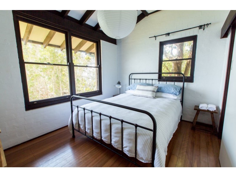 2 Rock Bath Road, Palm Beach NSW 2108