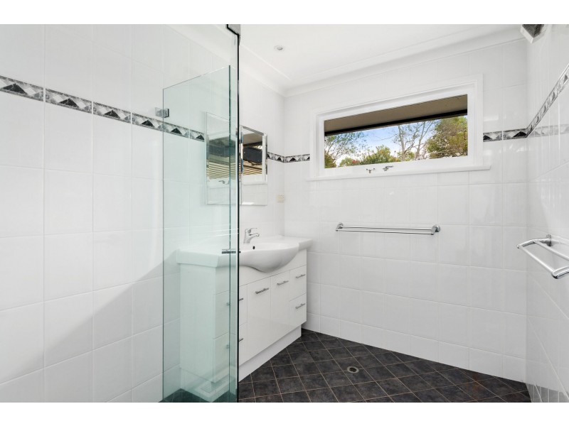 31 Epacris Avenue, Forestville NSW 2087