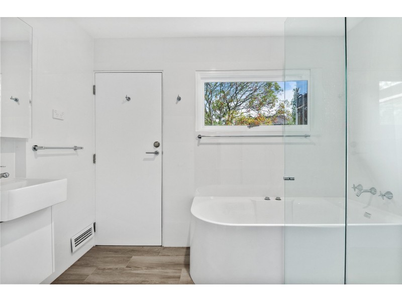 31 Epacris Avenue, Forestville NSW 2087