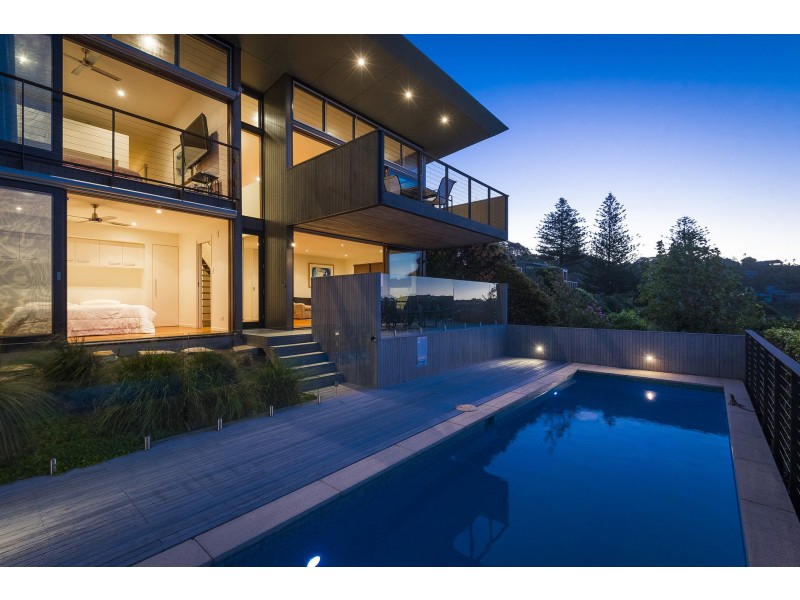 8 Rayner Road, Whale Beach NSW 2107