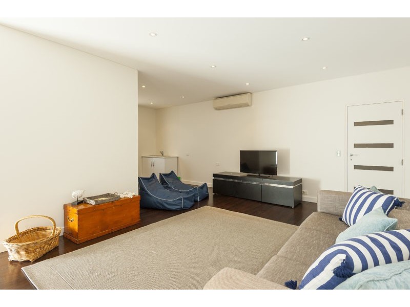 1064 Barrenjoey Road, Palm Beach NSW 2108