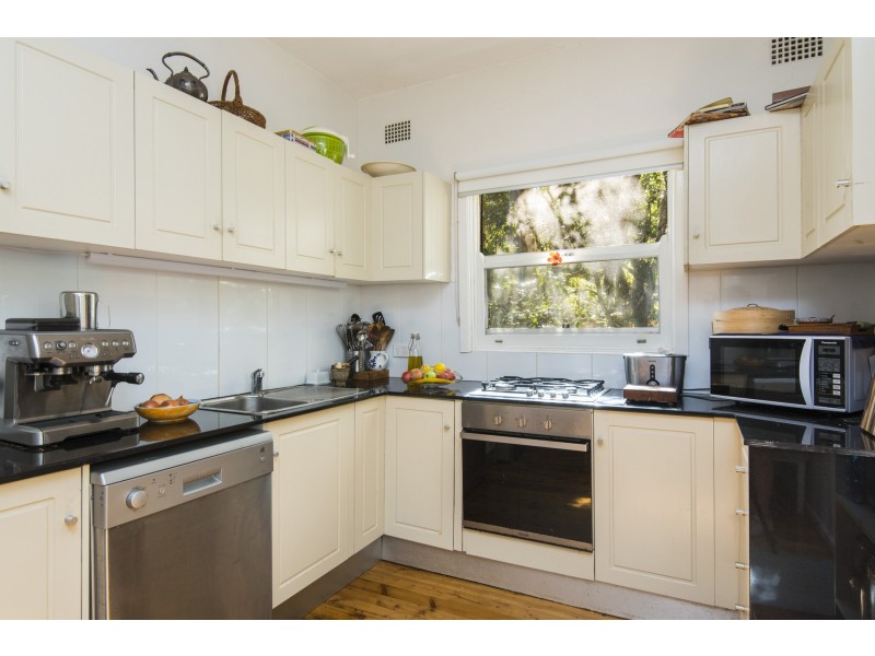 69 Whale Beach Road, Avalon Beach NSW 2107