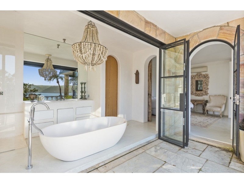 136 Pacific Road, Palm Beach NSW 2108