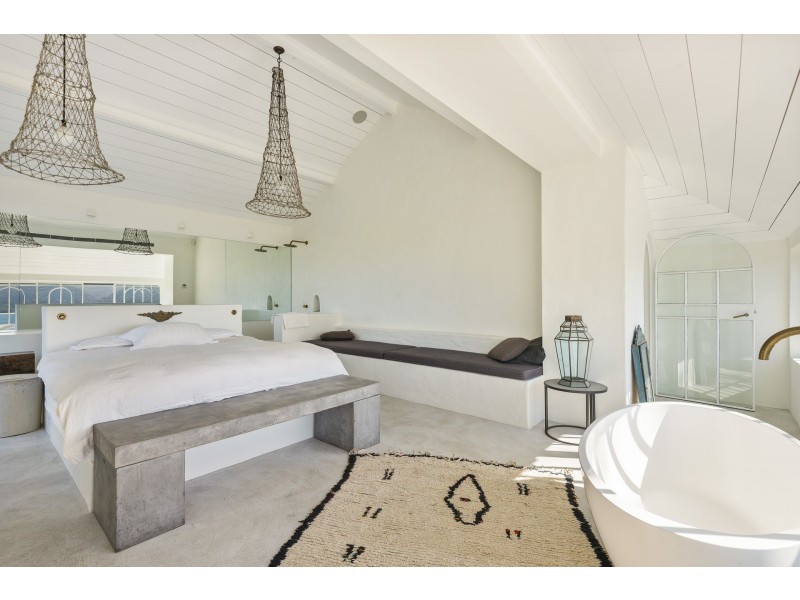 136 Pacific Road, Palm Beach NSW 2108