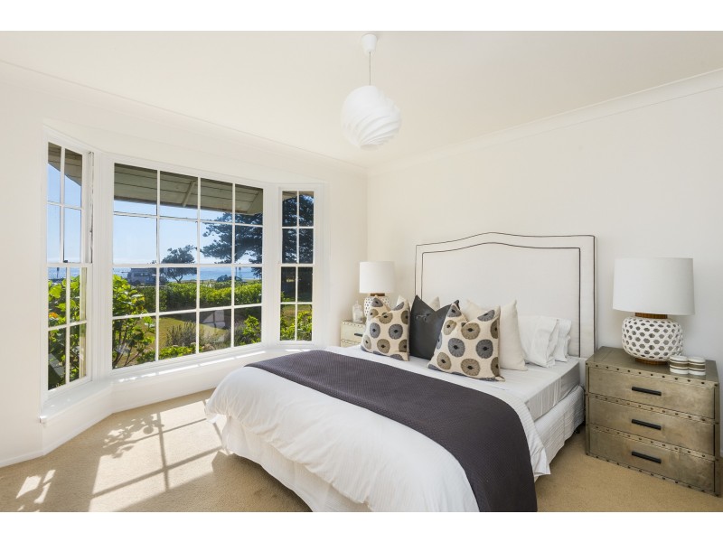 17 Ocean Road, Palm Beach NSW 2108