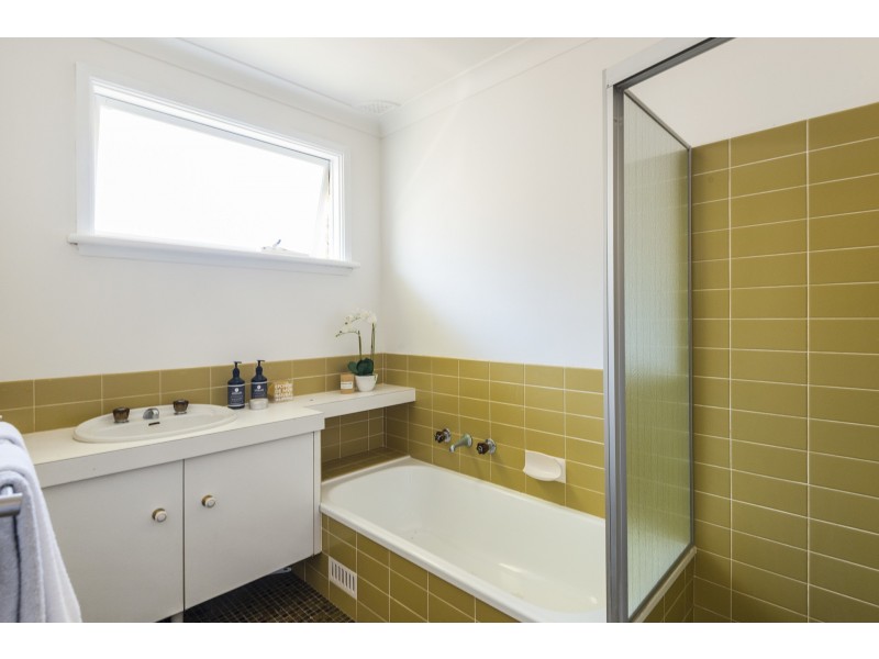 17 Ocean Road, Palm Beach NSW 2108