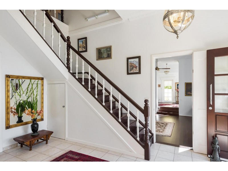 124 Pacific Road, Palm Beach NSW 2108