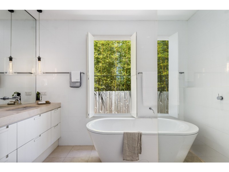 3B Iluka Road, Palm Beach NSW 2108