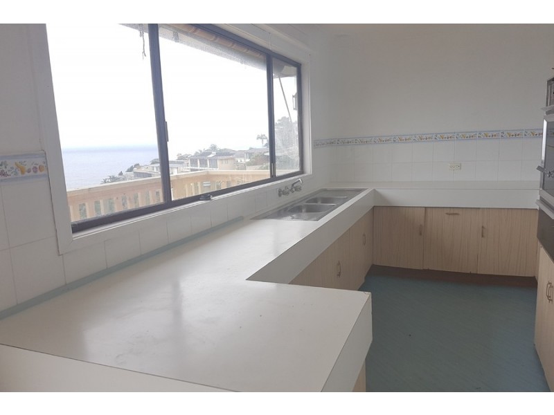 13 Pacific Road, Palm Beach NSW 2108