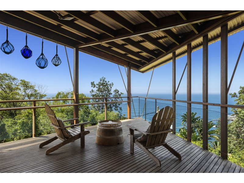 18 Beauty Drive, Whale Beach NSW 2107
